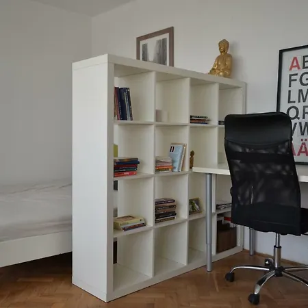 Bright & Eco-friendly Apartment