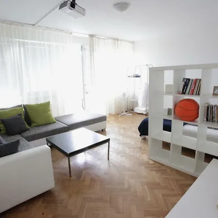 Bright & Eco-friendly * Pozsony